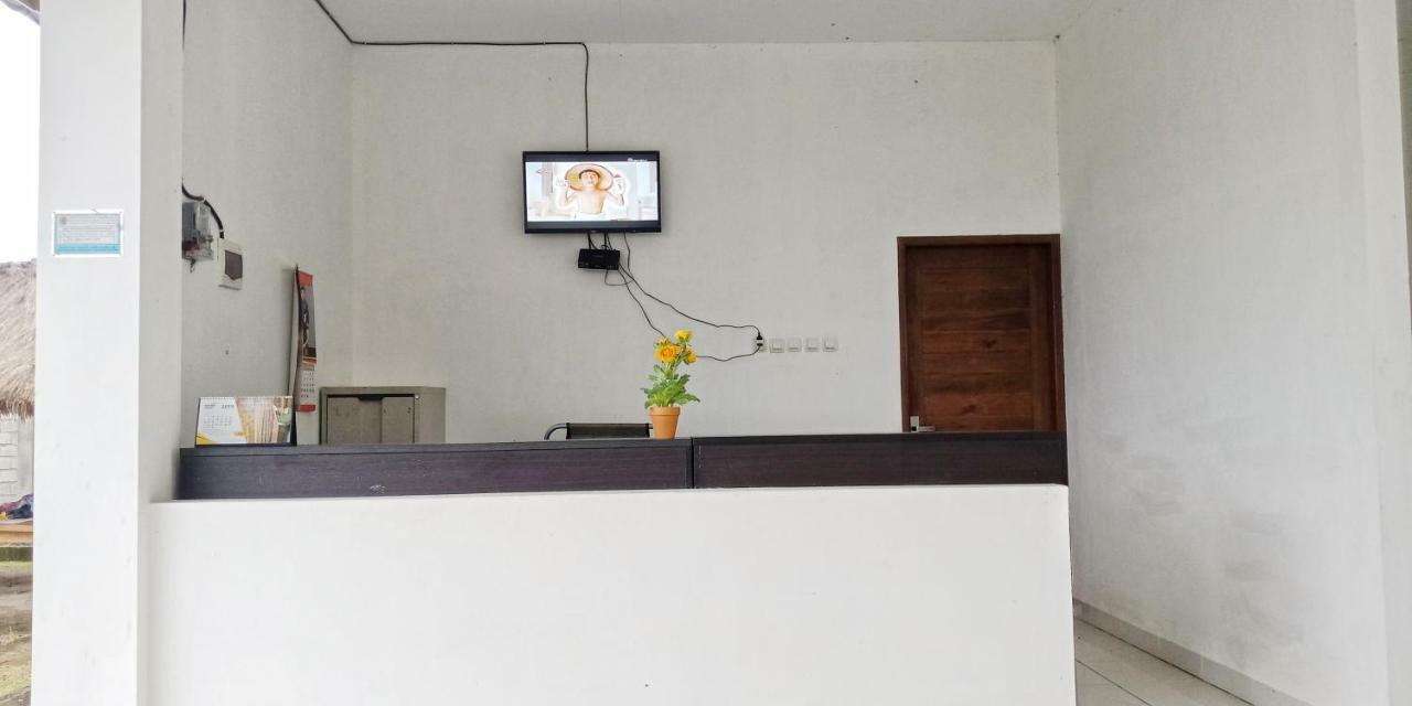 Rinjani Hill Hotel 塞姆博伦拉旺 外观 照片